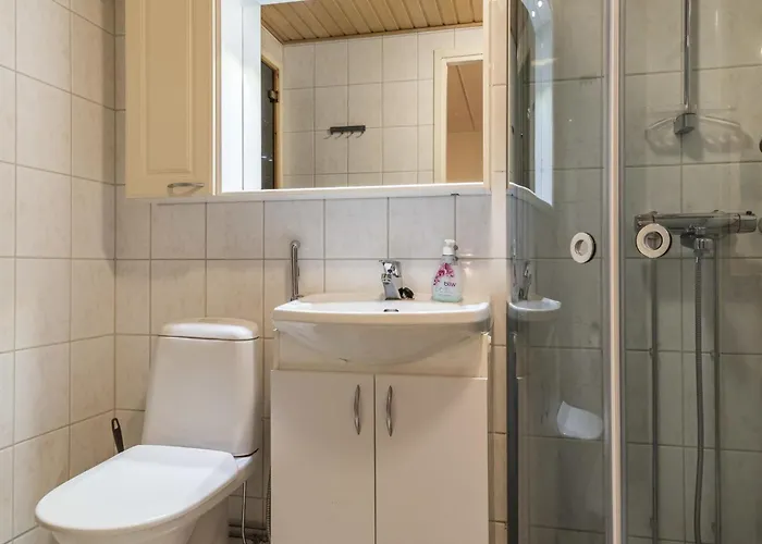 Star 915 By Interhome Levi